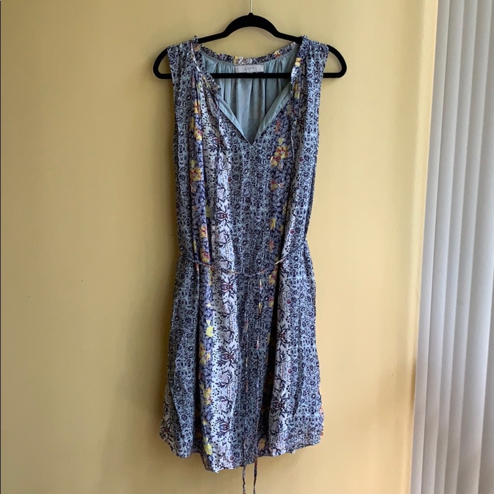 Loft floral shift tie waist dress